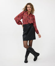 Load image into Gallery viewer, Benitta Basic Sensation Blouse - EsQualo F2414515