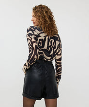 Load image into Gallery viewer, The exquisite Harmony print Blooma Blouse Mesh by EsQualo features faux pockets and gold buttons on the front, as well as a stunning abstract design in tan and black. With a double-layered construction to prevent transparency and button cuffs, this versatile top perfectly complements black pants, skirts, and jeans. Pair it with our Tanner Trousers Cargo City - EsQualo W2410709 for a chic and timeless look.