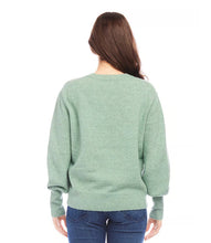 Load image into Gallery viewer, This versatile sweater features an easy fit and stylish blouson sleeves. Its comfortable design allows for effortless wear, while its trendy details add a touch of elegance.