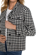 Load image into Gallery viewer, Enhance your everyday attire with this chic boxy shacket. Featuring a timeless black and white houndstooth design, this Liverpool Los Angeles jacket is a standout piece. It pairs seamlessly with black trousers for a professional look or denim for casual outings, making it an essential addition to your wardrobe.