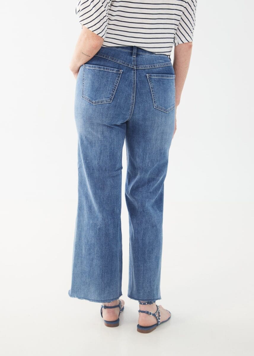 FDJ 6980511 White Suzanne Capri