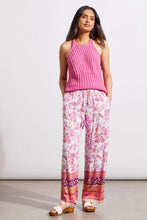 Load image into Gallery viewer, Pure cotton yarn with a special wash and plaited design brings eye-catching texture to this halter sweater tank. The slim fit sits just right, while the side slit hem drapes elegantly at the hips.