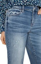 Load image into Gallery viewer, Final Sale Liv Non-Skinny Skinny in Montrose - Liverpool Los Angeles LM7853VF