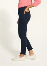 Load image into Gallery viewer, Our slim ankle jeans offer an effortless style and a flattering fit, perfect for wearing day-to-night. With a chic, modern edge, they are versatile and easy to wear.