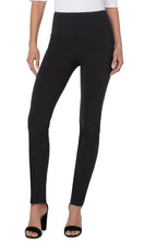 Load image into Gallery viewer, The Pearl Pull-On Leggings are a comfortable and versatile wardrobe staple! Perfect for any occasion, from active wear to everyday wear, the pull-on legging in super stretch fabric offers the perfect blend of comfort and style that you'll reach for time and time again.