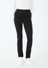 Load image into Gallery viewer, Our pull-on jeggings, crafted in body-hugging PDR, offer ultimate comfort and ease of wear. They come equipped with our unique Wonderwaist tummy-tuck panel, making them an ideal choice for daily wear.