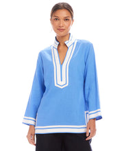 Load image into Gallery viewer, Channel effortless coastal elegance with the Karen Kane St. Tropez Tunic. Crafted from a lightweight linen-viscose blend, this breezy tunic offers a relaxed silhouette with chic grosgrain ribbon trim. Perfect for warm-weather styling, it pairs beautifully with jeans or leggings for a sophisticated yet casual look. Whether you're strolling along the beach or heading out for brunch, this versatile tunic ensures comfort and style in every step.