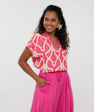 Load image into Gallery viewer, Elevate your wardrobe with the EsQualo Telse Top Beads Disco Spark. This chic top features intricate bead detailing that catches the light beautifully, ensuring you stand out in any setting. Crafted with high-quality materials, it offers both comfort and sophistication. Whether paired with jeans for a casual look or a skirt for a night out, this top is a must-have for fashion enthusiasts.