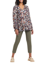 Load image into Gallery viewer, A stylish pair of pants that can also give you ultimate comfort is a pair of pants that is a must have! The design of these sleek, tummy-slimming pants provides a figure flattering fit, while the pull-on elastic waistband and soft and stretchy woven twill fabric, create a pant that feels like you are wearing a second skin.