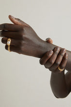 Load image into Gallery viewer, FINAL SALE FRANKIE PEARL GOLD RING - BLING BAR