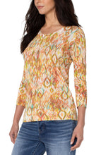 Load image into Gallery viewer, Gorgeous kaleidoscope colors really pop on this easy knit pullover sweater. Just the perfect lightweight sweater to wear all day, you'll find pairing it with a denim jacket or blazer takes it to a whole new level. Color-Kaleidoscope- 3/4 Sleeve. Round neck. Fabric- 88% Rayon.12% Nylon.