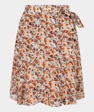 Load image into Gallery viewer, Our Patsy Pioneer Flower Ruffle Skirt is a darling skirt combining different colors from the EsQualo Spring/Summer collection. Knee length, with a bow and three buttons on the side you can easily dress up or wear casually.