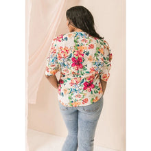 Load image into Gallery viewer, FINAL SALE CURVY LORI WHITE WITH FLORAL BLOUSE