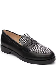 Load image into Gallery viewer, The houndstooth pattern, renowned for its classic black and white hues, lends a touch of elegance and versatility to these slip-on loafers. Ideal for elevating a business ensemble or complementing casual wear, these loafers are a superb addition to any wardrobe.
