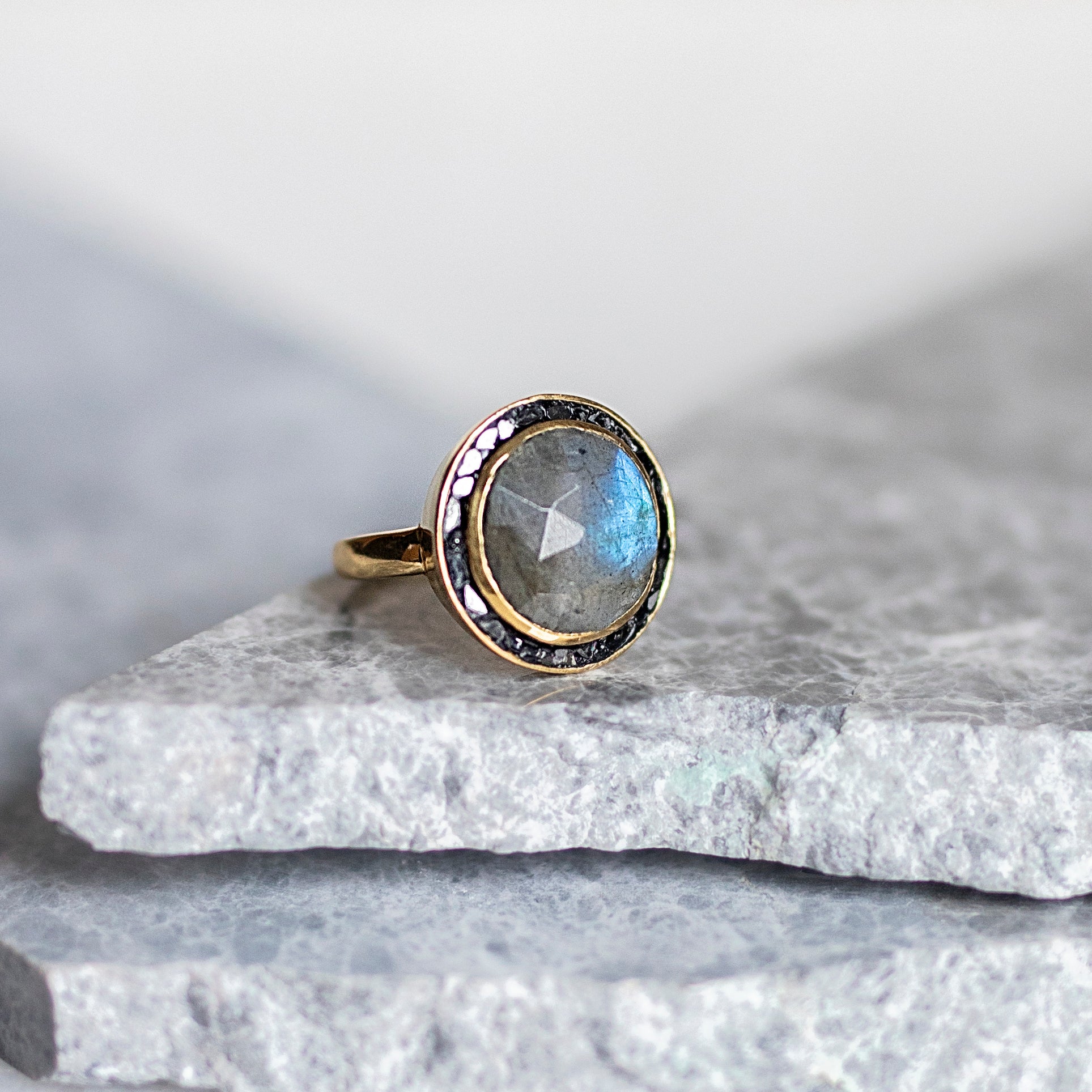 BlackDecoDiamondRing-