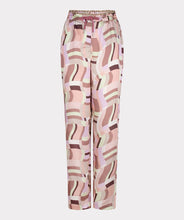 Load image into Gallery viewer, The GEMMA GEOMETRIC PRINT TROUSER, designed by ESQUALO, features a classic geometric pattern that will add style to any outfit. Crafted from soft, lightweight fabric, these trousers offer comfort and sophistication. Perfect for any occasion, the trouser provides timeless sophistication that will last through any fashion trend.
