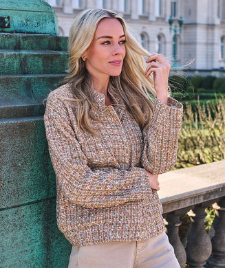 Introducing the EsQualo Tweed Bomber Jacket in Gold (Style W2417708), a stylish and versatile piece featuring a subtle multicolor yarn and lurex. This jacket is the perfect combination of boldness and chic elegance, bringing a unique texture and shimmer to your wardrobe. Dress it up with a skirt or trouser or keep it casual with denim.