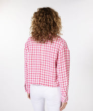 Load image into Gallery viewer, This Pink Big Houndstooth Jacket by EsQualo boasts a stylish pied de poule pattern. The jacket has a shorter, relaxed fit, perfect for pairing with jeans. Accentuated by elegant rhinestone buttons, this piece is sure to catch attention.
