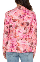 Load image into Gallery viewer, Our Nyla Notch Collar Blazer is sure to make a statement with its beautiful floral print and range of pink hues. This blazer is made in our Luxe Stretch Suiting and is perfect for any occasion! Rule the boardroom at your next business meeting or keep it casual with denim and your favorite tee!
