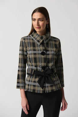 This versatile jacket boasts a funnel collar and a belt-cinch closure to achieve a sharp silhouette. Paired with cropped sleeves and button fastenings, this signature plaid pattern offers an elegant touch. Crafted to last, this timeless design promises a sophisticated look that will remain timeless.  Color- Black, white and tan. Black buttons. Cinch belt. Funnel collar. Crop sleeves. Nonfunctional pockets.