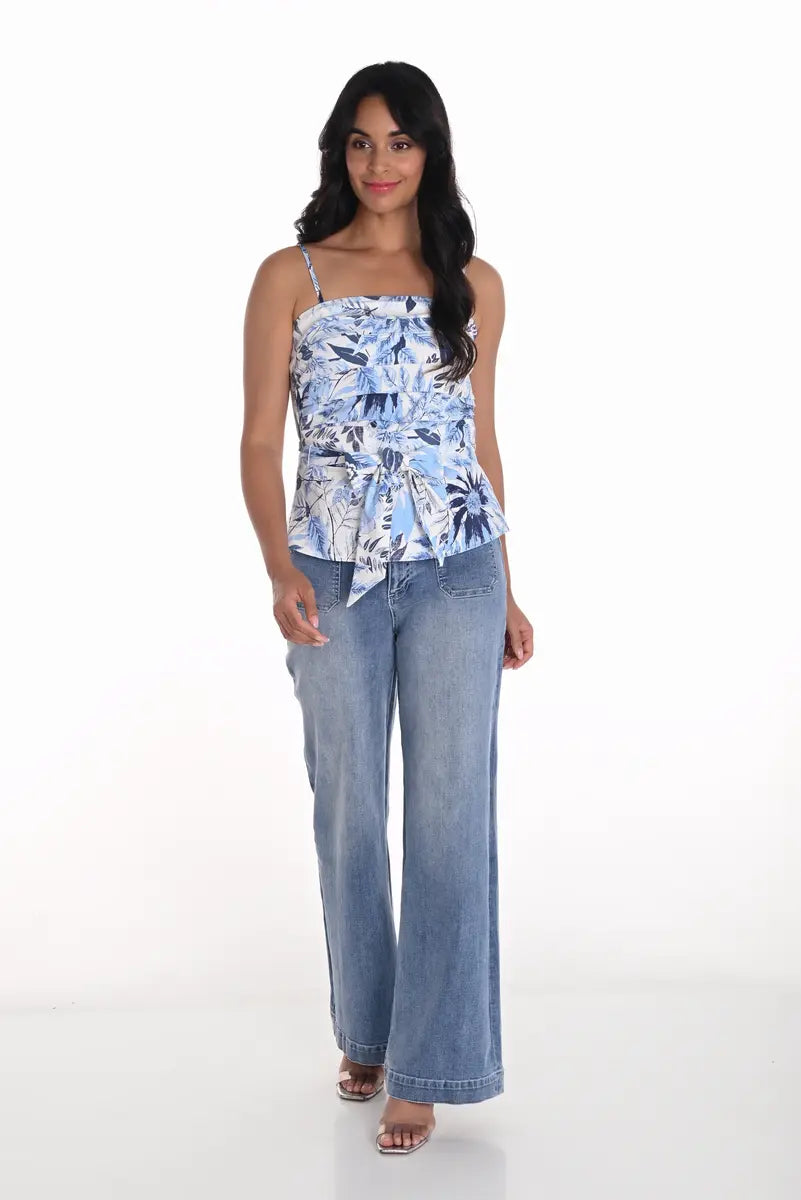 Elevate your wardrobe with this chic and versatile Woven Denim Pant by Frank Lyman. Crafted in a timeless blue hue, these pants feature stylish chain and fray fabric detailing on the pockets, adding a touch of sophistication to your look. Designed with premium-quality fabric, they offer both comfort and durability, making them perfect for everyday wear or special occasions. Pair them with your favorite blouse or jacket to create a standout outfit that's ready to impress.