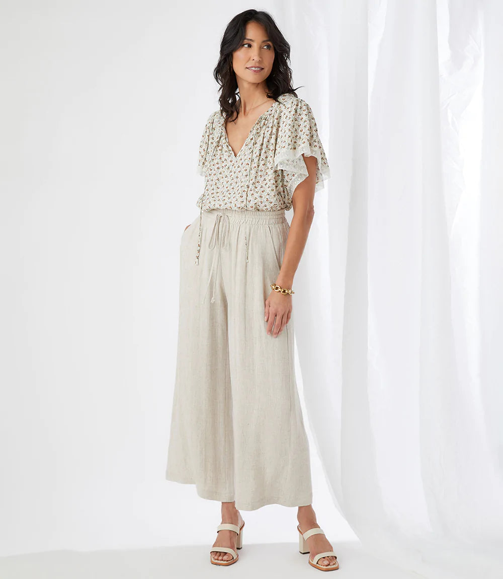 Casual yet polished, these lovely pants are made with a cool and breathable, rich linen blend.  A perfect color pant that will literally pair with so many of your favorite tops.  Pair this pant with our Sabrina Short Sleeve Linen Blend Draped Jacket in Natural Color for the perfect fashionista look!