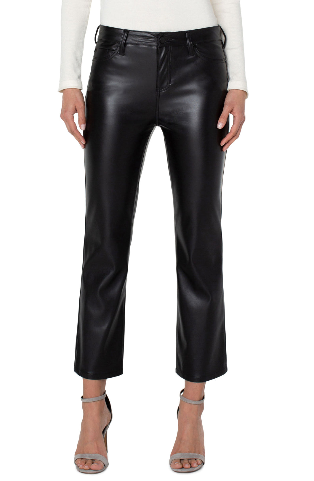 Feel great and look amazing in our Hannah Crop Flare. Our comfortable faux leather flare moves with you and offers a flattering fit. Complete your look with our Becka Black Faux Leather Seamed Shacket. Pair with heels or sneakers for a 