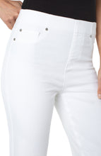 Load image into Gallery viewer, Our Chloe white pull-on jean by Liverpool is the perfect jean to pull on and go!  No fuss, no hassle, this jean will easily become one of your favorites.  The white color makes this jean easy to dress up or down and goes with infinite tops in your closet.
