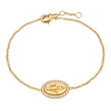Featuring an oval silhouette pendant, the Saint Mary bracelet highlights Virgin Mary in the center of the drop pendant and is surrounded by cubic zirconia. Perfect to wear as a statement piece.