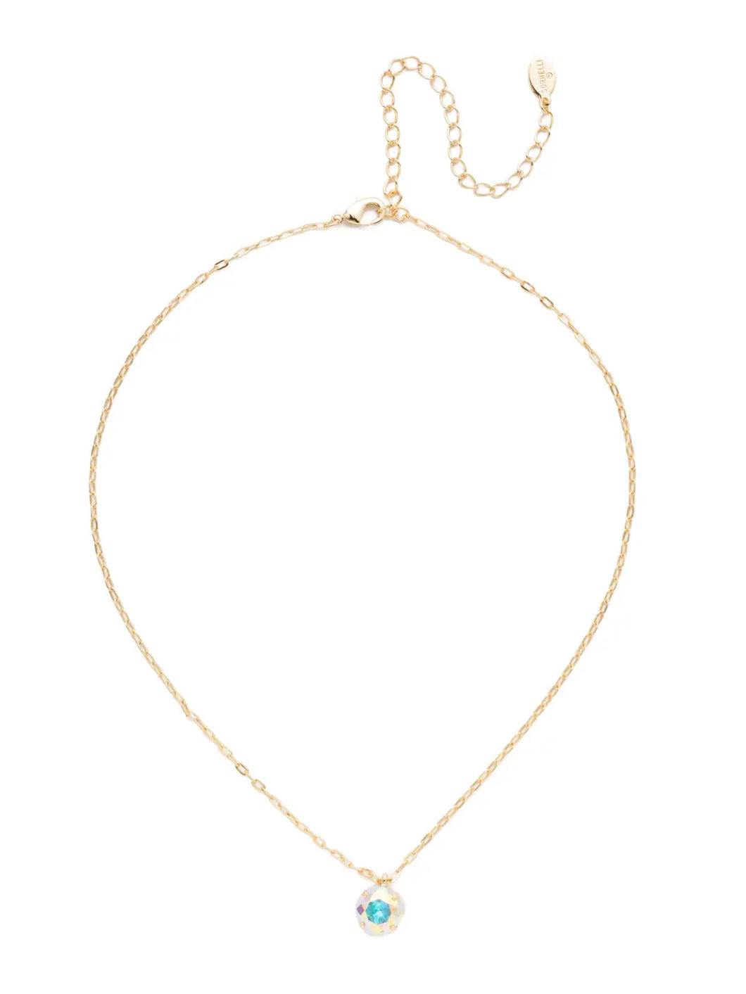 With a cushion-cut crystal and delicate chain, the Siren Pendant will add a little sparkle to your everyday look.